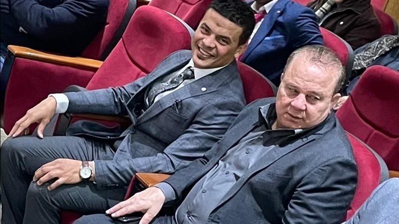 محمد صلاح أخصائي