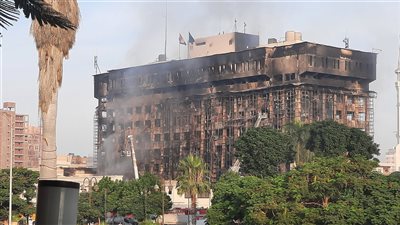25 مصابا في حادث حريق مديرية أمن الإسماعيلية 