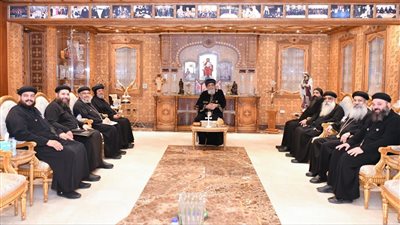 البابا تواضروس يتلقى تقريرا عن دير الأنبا برسوم العريان بالمعصرة
