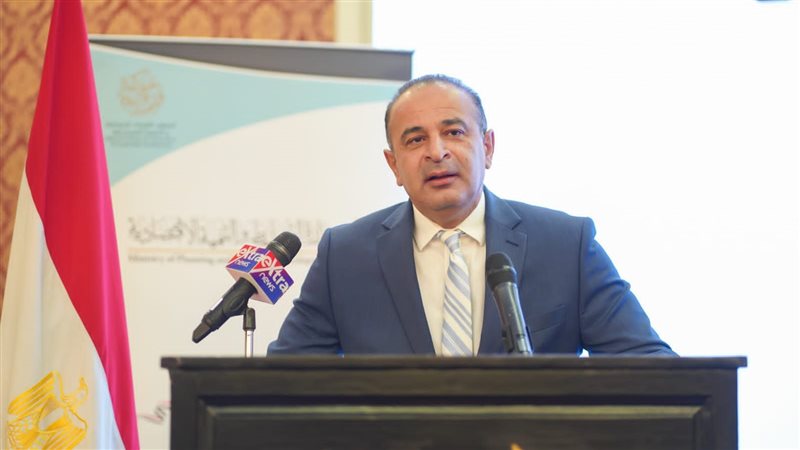 الدكتور احمد كمالي