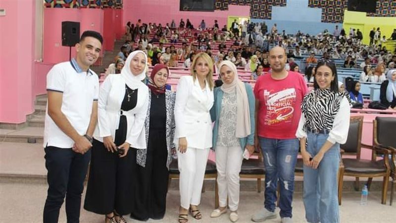 جامعة عين شمس، فيتو