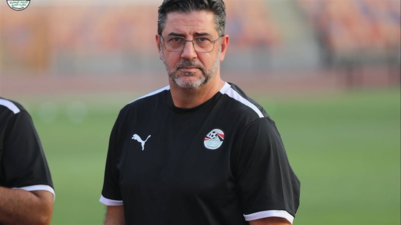روي فيتوريا بين أفضل