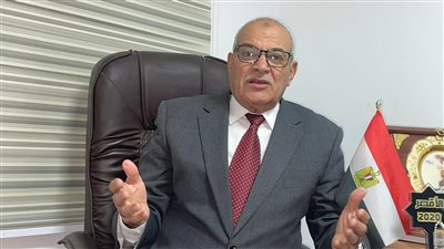 تجارية القاهرة تحدد شرطًا لنجاح أول سلسلة تجارية حكومية للبقالة التموينية 