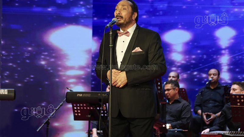 الفنان على الحجار،فيتو