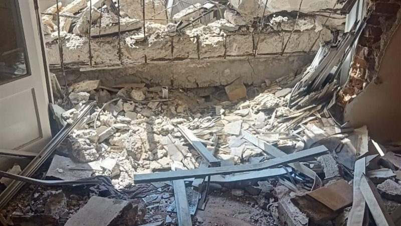 انهيار سقف شرفة بشرق