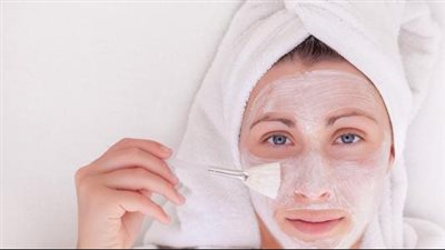قناع الحمص وماء الورد لبشرة ناصعة البياض وخالية من العيوب