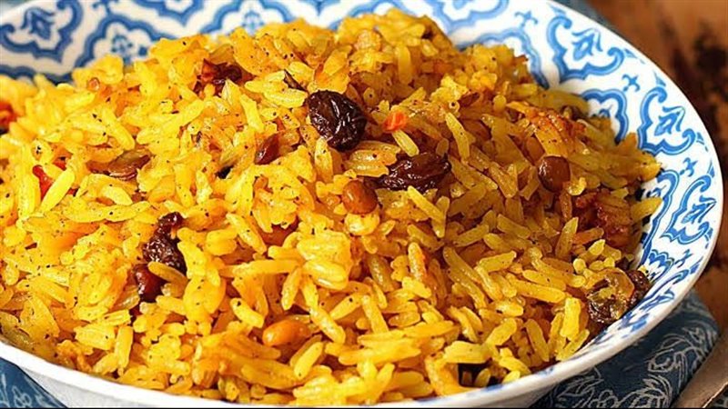 الأرز البسمتي بالخضار،