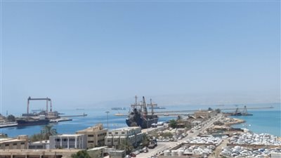 تصدير 4 آلاف طن حديد من ميناء بورتوفيق للسودان