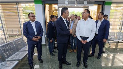  رئيس الوزراء يشهد تشغيل مكتب بريد الحي السكني R3 بالعاصمة الإدارية الجديدة