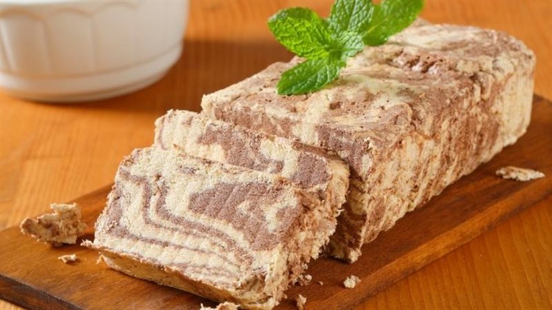 حلاوة بالشوكولاتة،