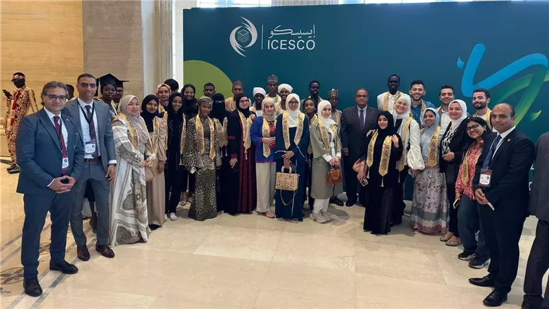 جامعة عين شمس، فيتو