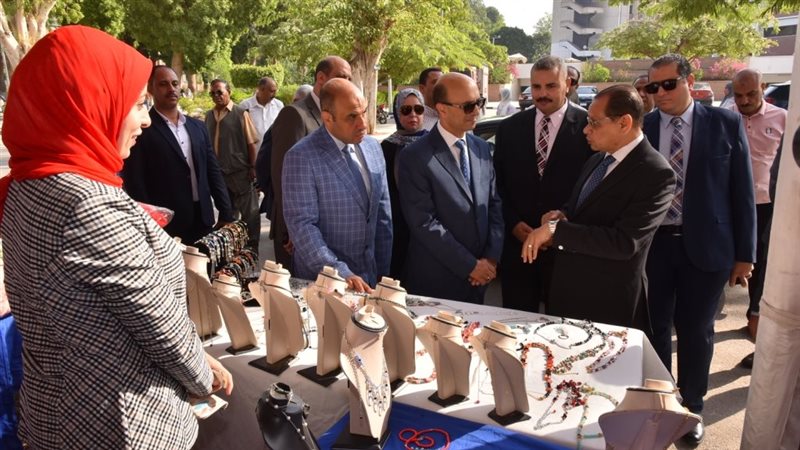 رئيس جامعة أسيوط