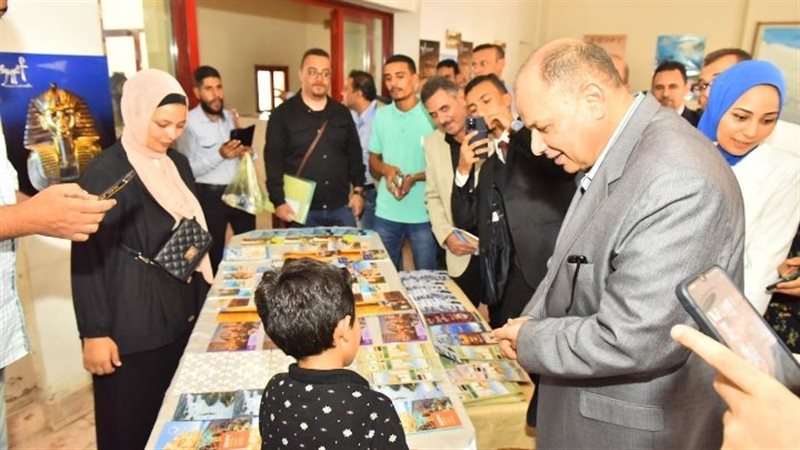 محافظ أسيوط يتفقد