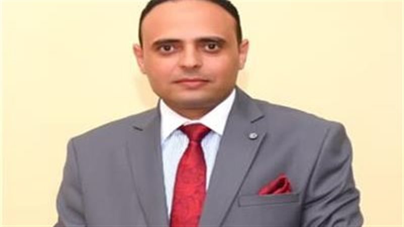 الدكتور سيد خضر،