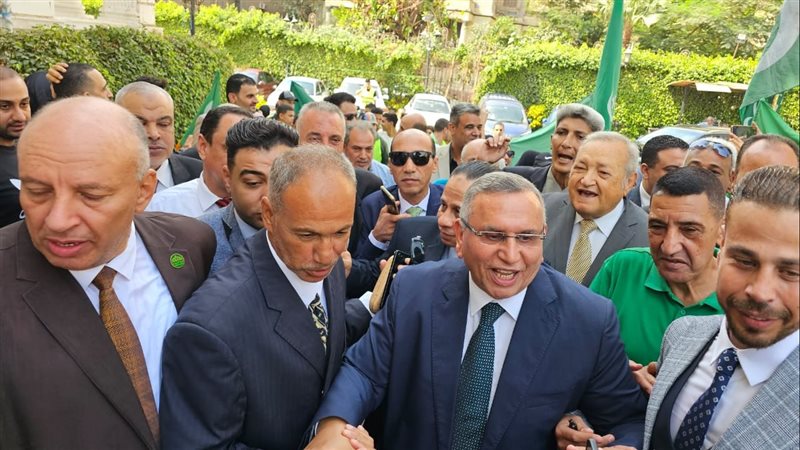 الدكتور عبد السند