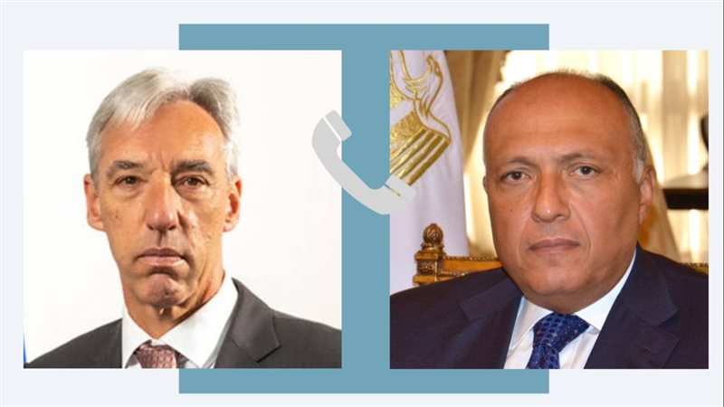 اتصال هاتفي بين سامح