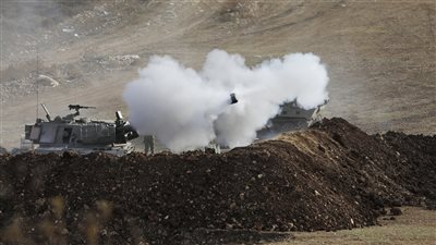 عناصر المقاومة الفلسطينية تقتحم شاطئ زكيم وانهيار قوات الأمن الإسرائيلية بموقع القتال