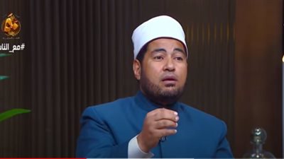 أستاذ في الأزهر: أعلى درجات الكذب عند الله تحدث على السوشيال