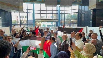 حرق صورة بايدن في 