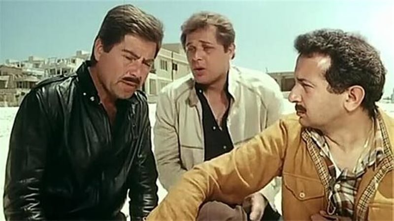 النجوم الثلاثة أبطال