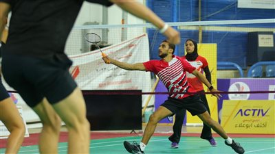 تأهل ثلاثي مصري لنصف نهائي بطولة مصر الدولية للريشة الطائرة