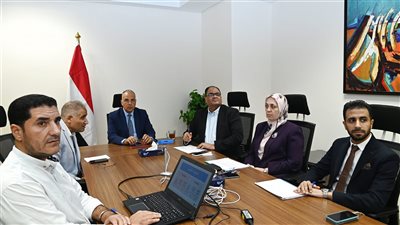 وزير الري يتابع موقف تدبير الأراضي لتنفيذ مشروعات خدمية بمركز مبادرة حياة كريمة