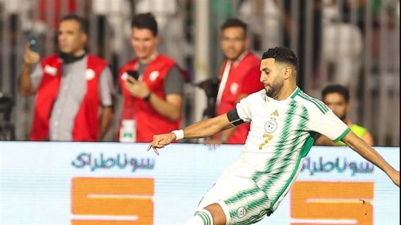 رياض محرز، فيتو