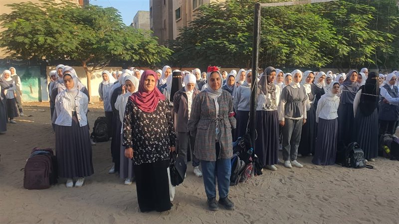 وقفة لطالبات البحيرة