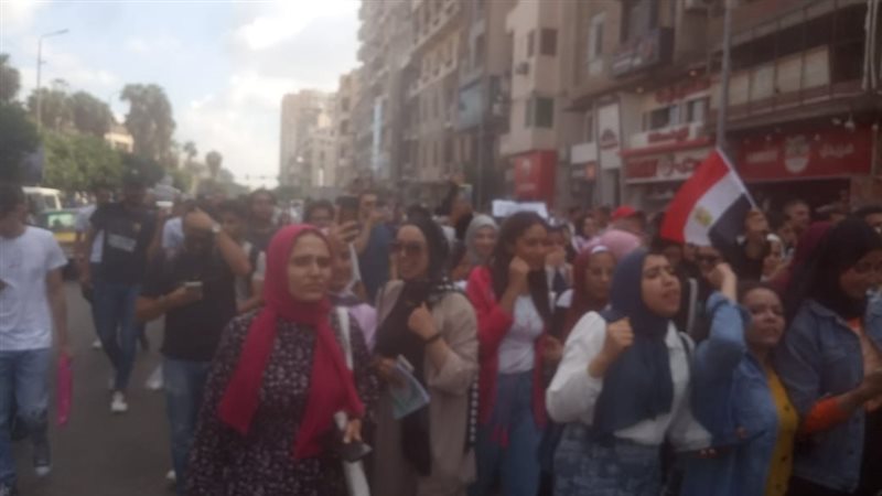 وقفة احتجاجية،فيتو