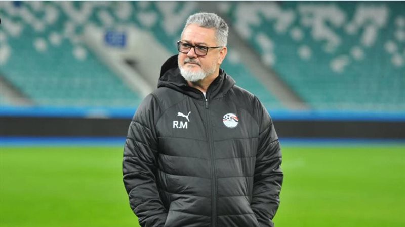 روجيرو ميكالي، فيتو