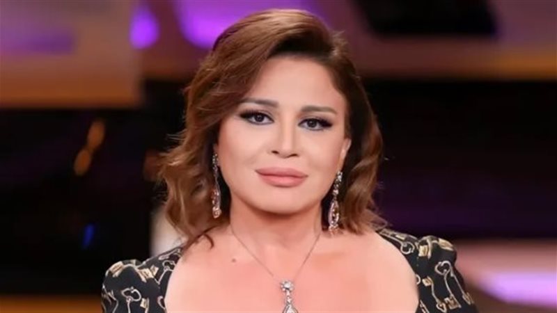 الفنانة إلهام شاهين،