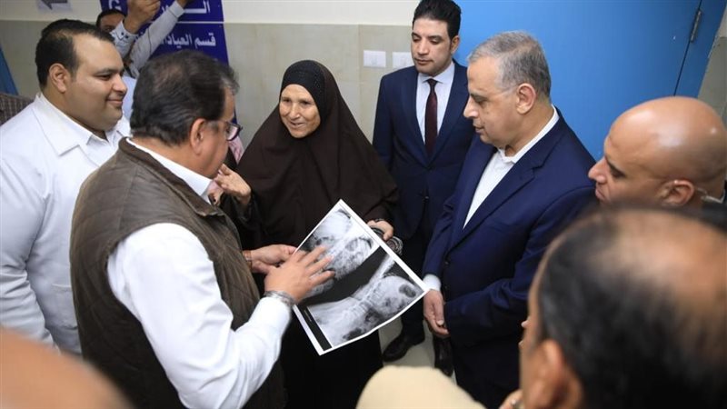 وزير الصحة ومحافظ