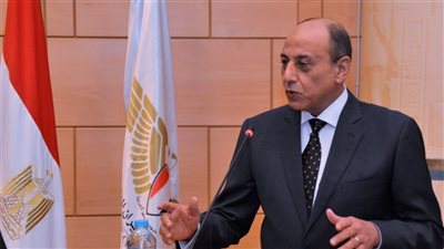 وزير الطيران يبحث مع رئيس هيئة الموانئ والمناطق الحرة بچيبوتي سبل التعاون