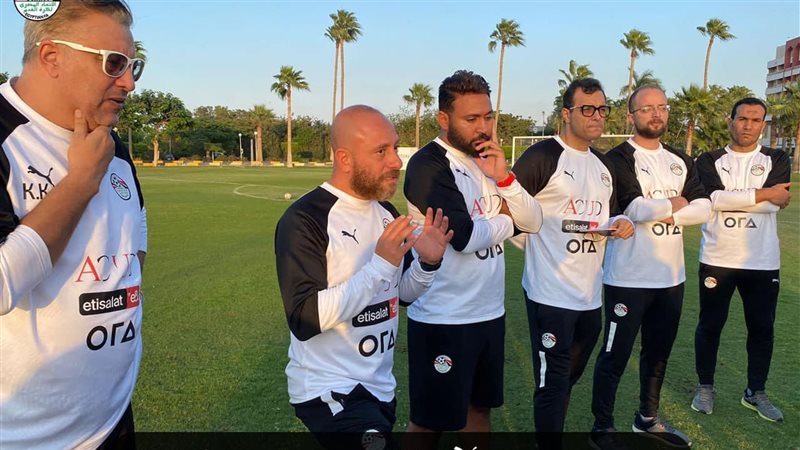 الجهاز الفني لمنتخب
