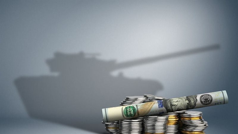 تأثر الدولار بالحروب،