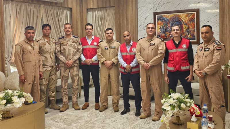 طاقم الطائرة العراقية،