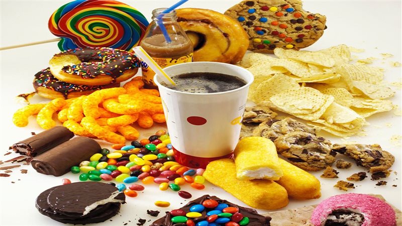 خطورة تناول الحلويات