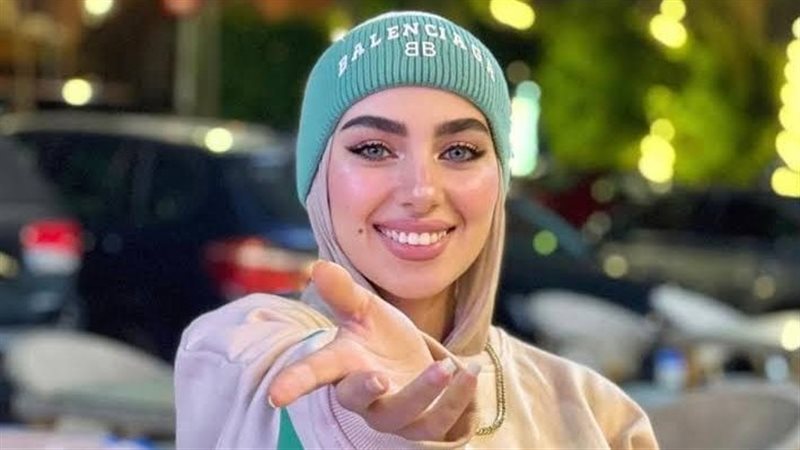 البلوجر هدير عاطف