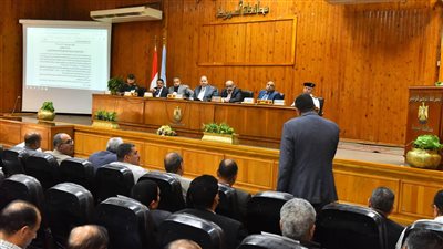 تنفيذي أسيوط يعلن تخصيص أراض لإقامة مدارس ومركز شباب ومحطة صرف