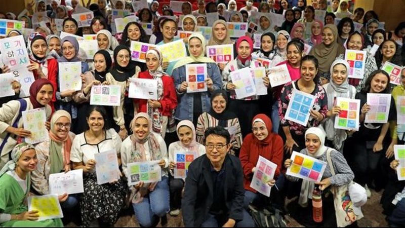 جامعة عين شمس، فيتو
