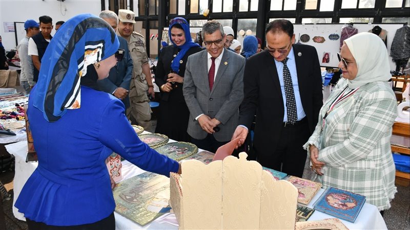 معرض تراثنا، فيتو