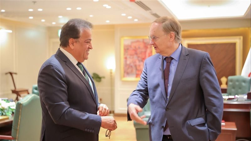 اجتماع وزير الصحة،