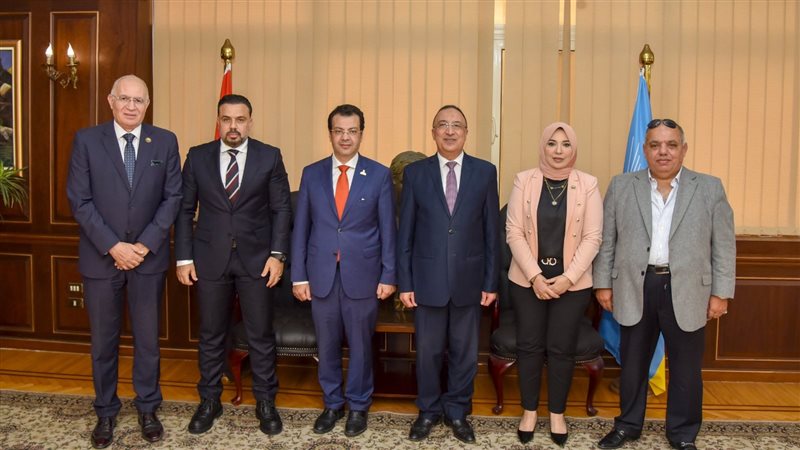 محافظ الإسكندرية