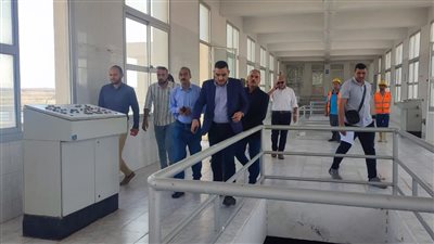 مسؤولو الإسكان يتفقدون أعمال المرافق والطرق بمدينة بدر