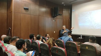 أساسيات الإخراج في مسرح الطفل ضمن ورشة مخرجي النوادي بقصر السينما (صور)