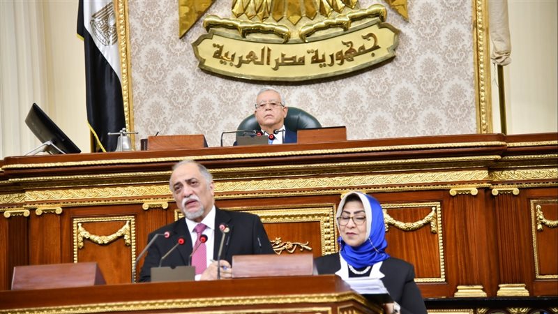 مناقشة قانون المجلس