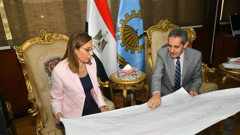 محافظ الغربية يستقبل