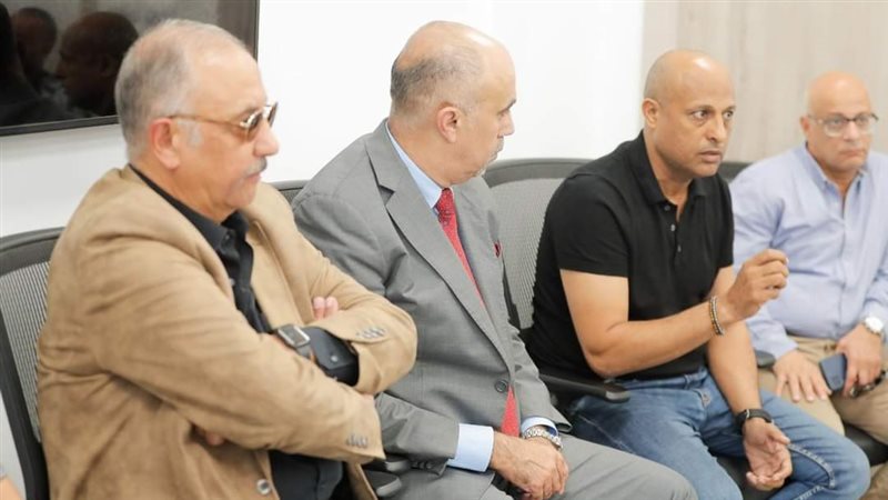 طارق مصطفى، فيتو