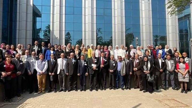 جامعة عين شمس، فيتو