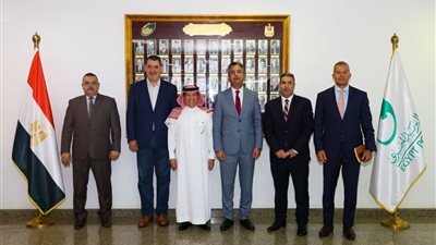 رئيس البريد يبحث مع مسئولى ناقل إكسبرس السعودية أوجه التعاون والاستثمار